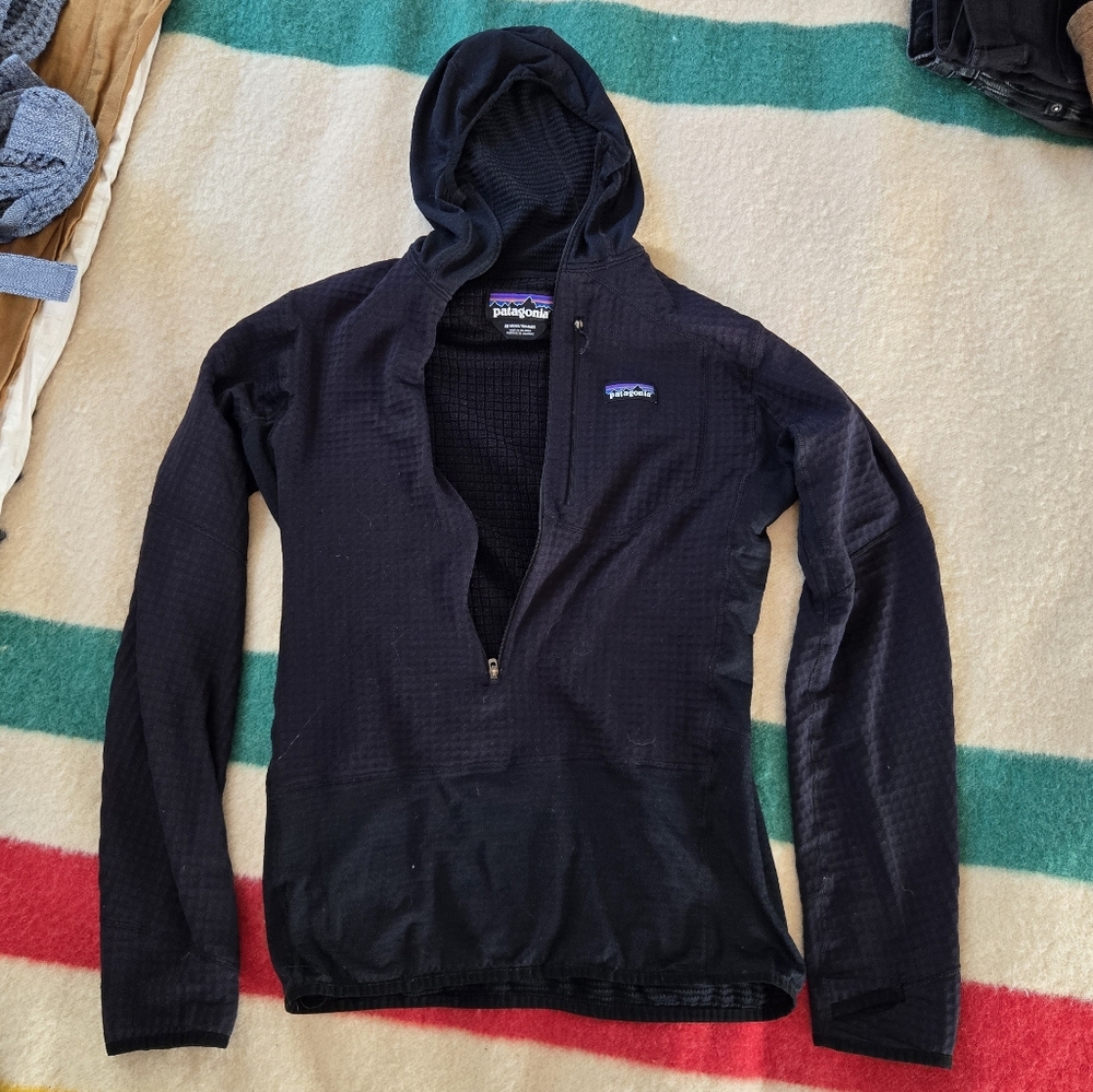Patagonia R1 Hooded 1/2-Zip Fleece Pullover